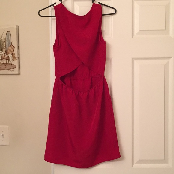 Monteau Dresses & Skirts - Beautiful Red Summer Dress Small with Pockets